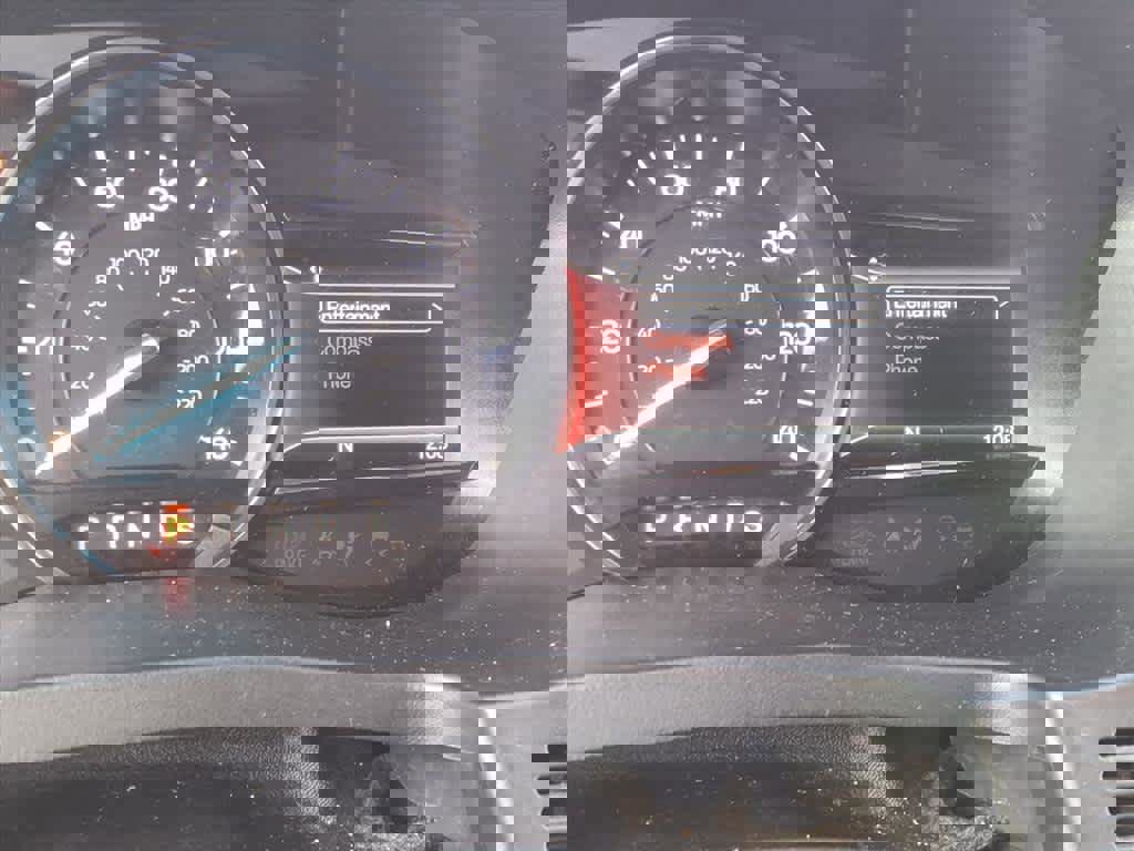 Used 2018 Ford Explorer XLT w/ Equipment Group 202A image 25