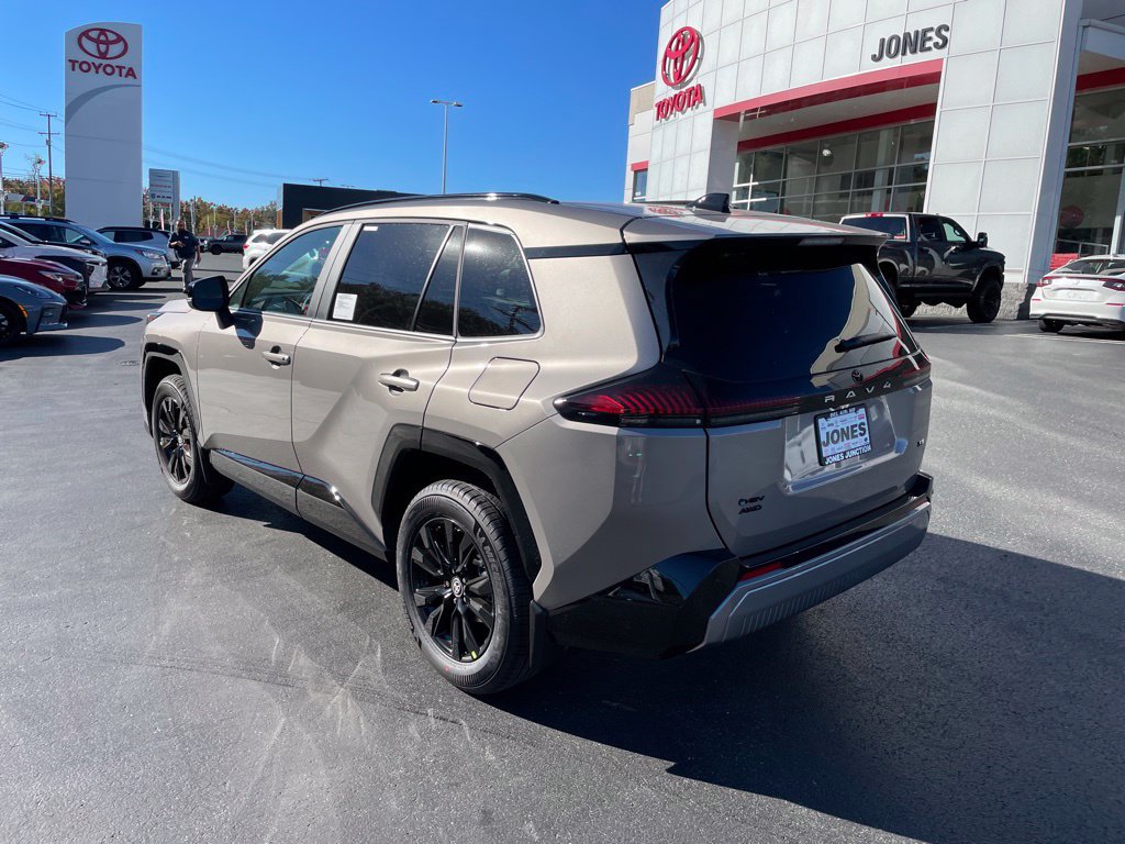 New 2026 Toyota RAV4 SE w/ Convenience Package AWD/4WD image 5