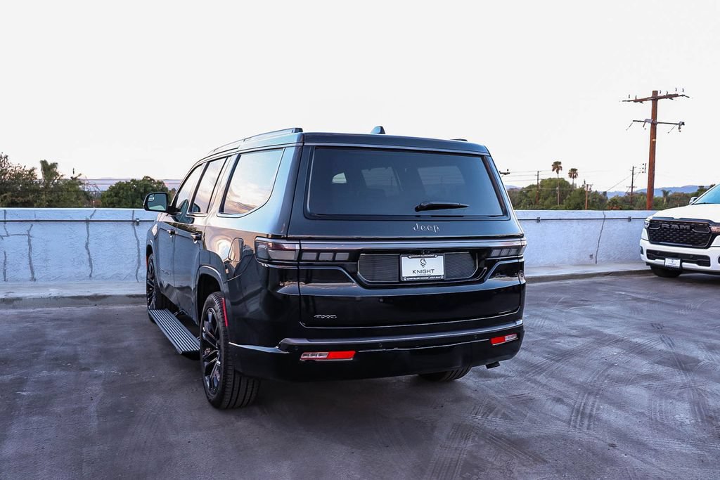 New 2026 Jeep Grand Wagoneer Summit AWD/4WD image 7