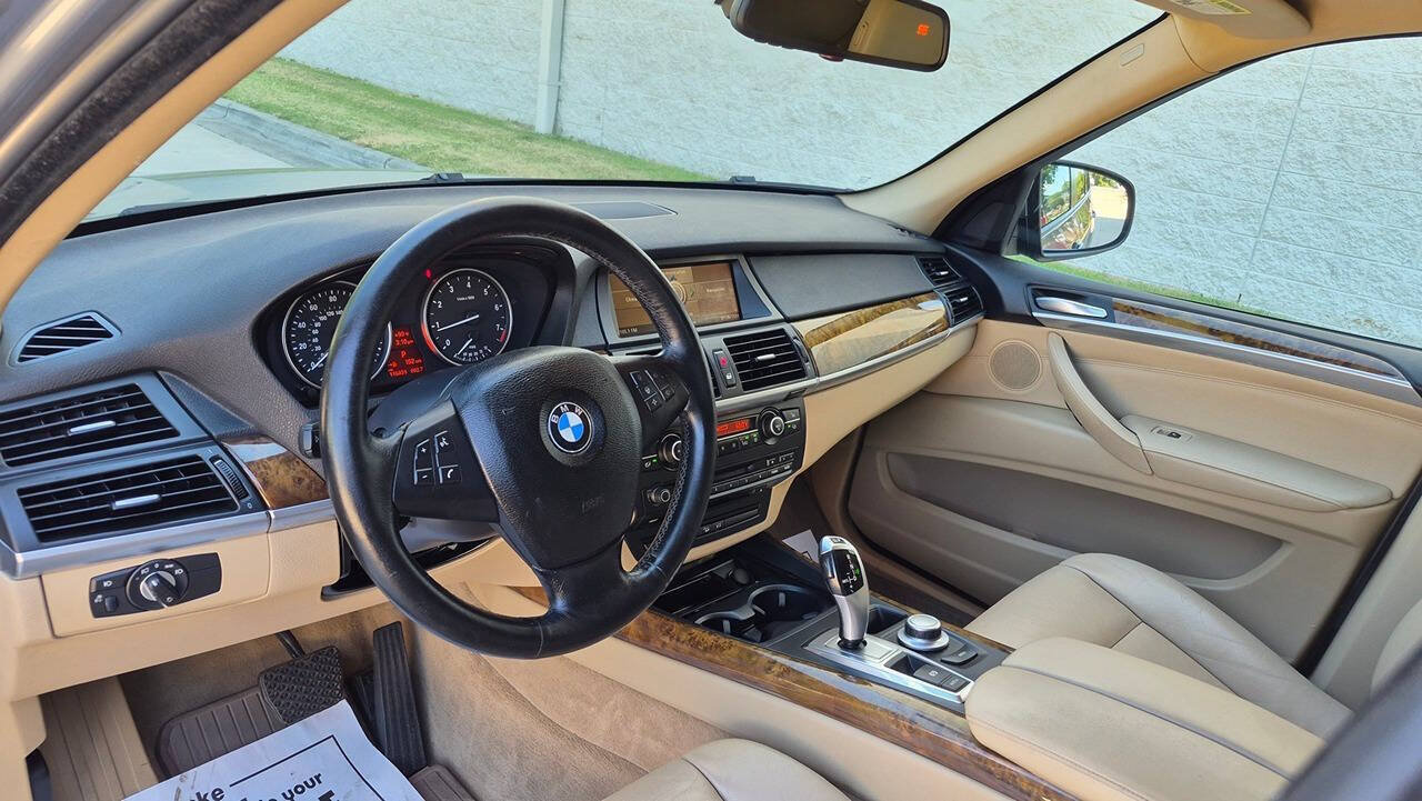 Used 2009 BMW X5 xDrive30i w/ Premium Pkg AWD/4WD image 31