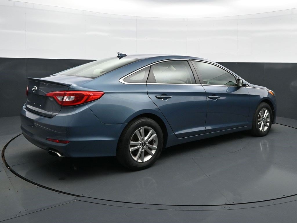 Used 2017 Hyundai Sonata SE FWD image 7