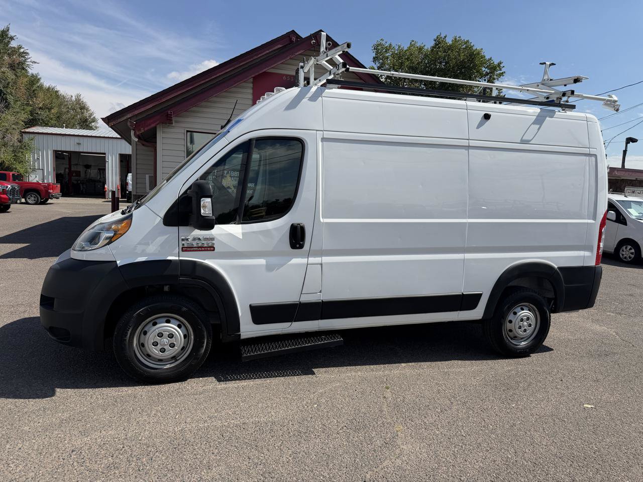 Used 2022 RAM ProMaster 1500 FWD image 2