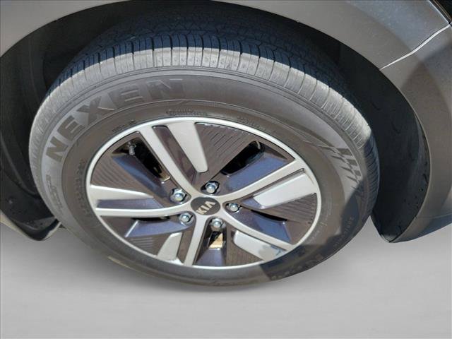 Used 2020 Kia Niro EX Premium FWD image 11