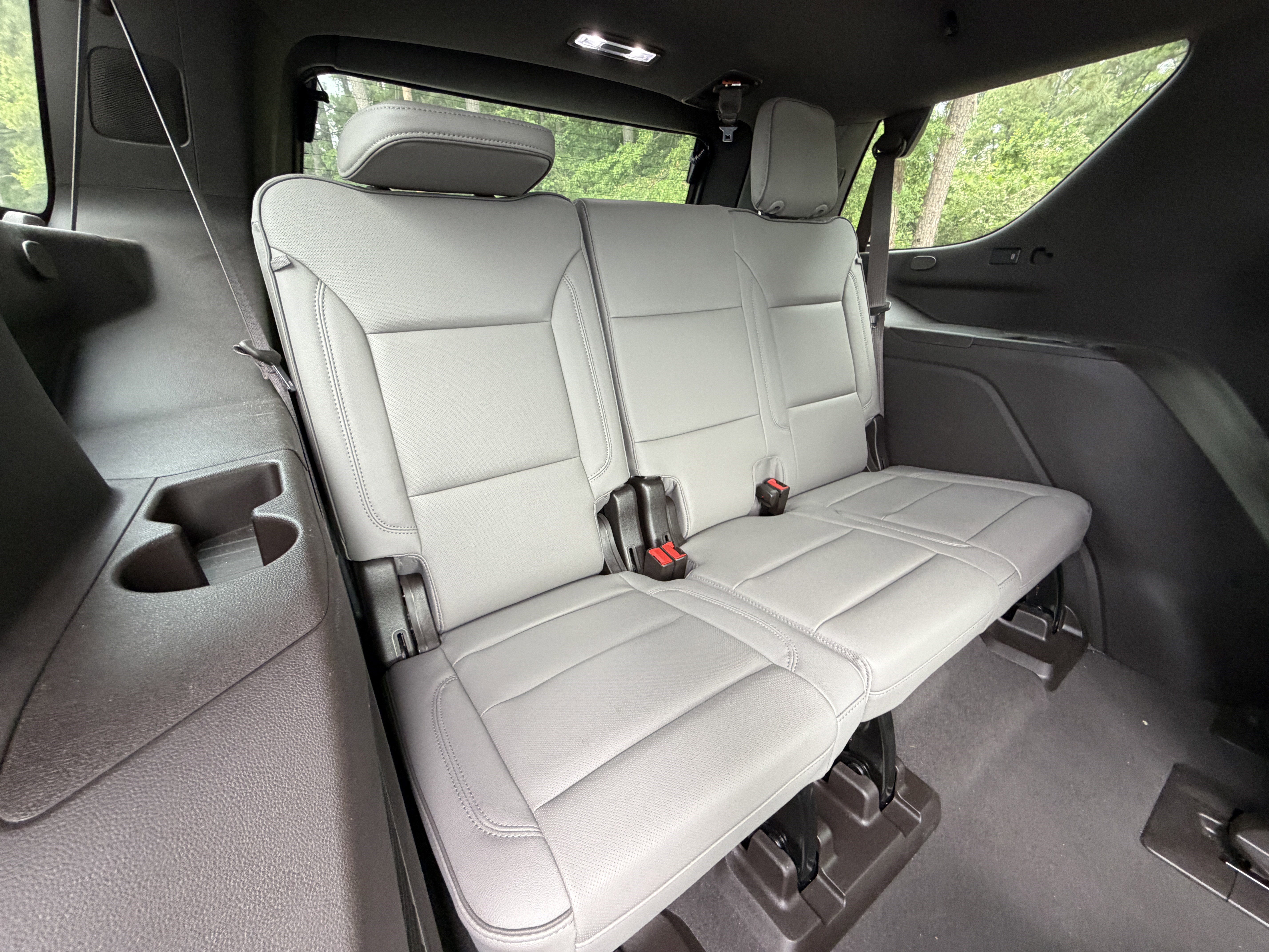 Used 2022 GMC Yukon SLT w/ SLT Luxury Package RWD image 11
