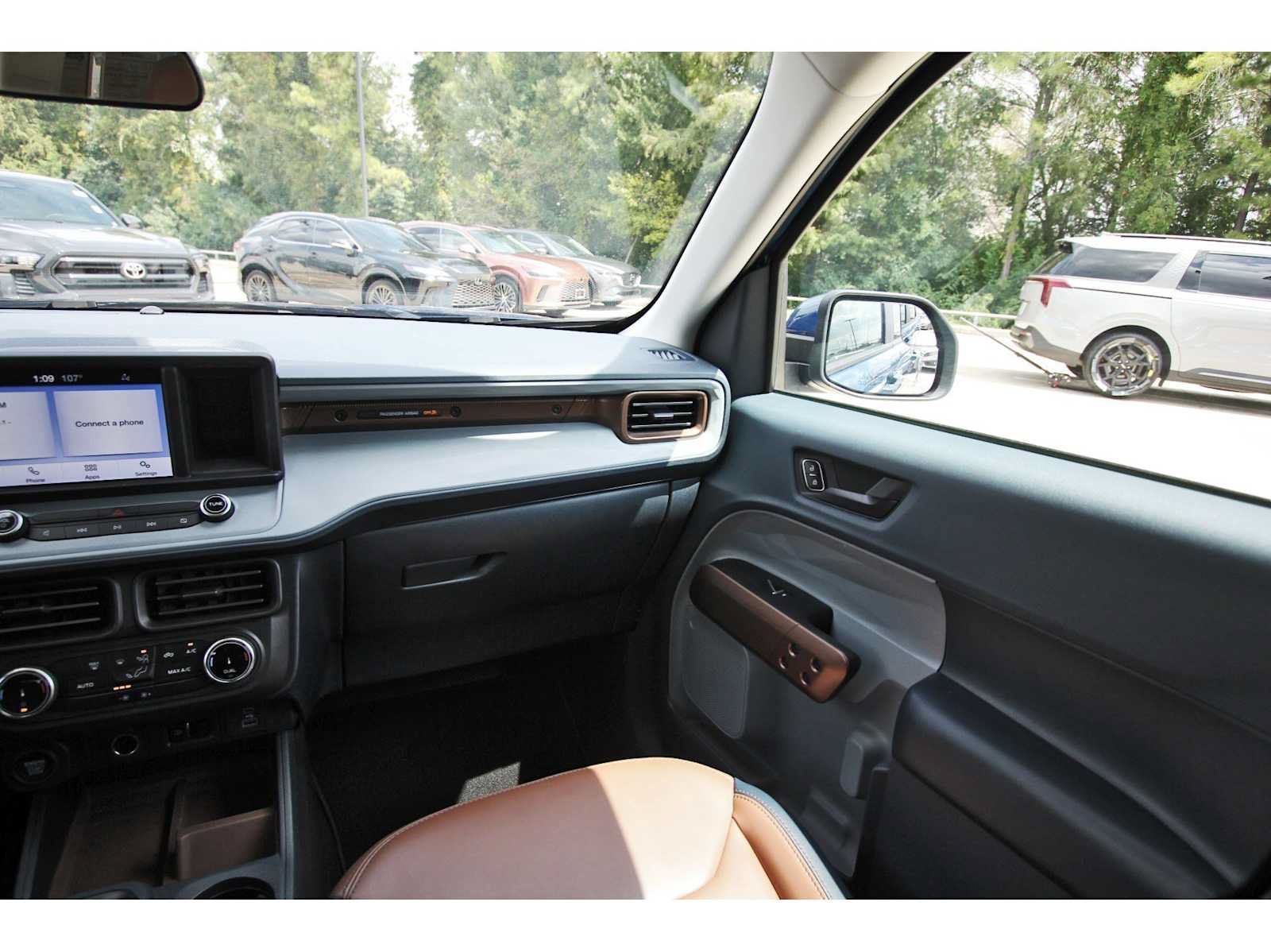 Used 2023 Ford Maverick Lariat w/ Equipment Group 500A Standard AWD/4WD image 8