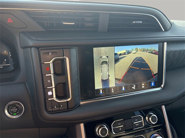 Used 2022 GMC Yukon XL Denali image 16