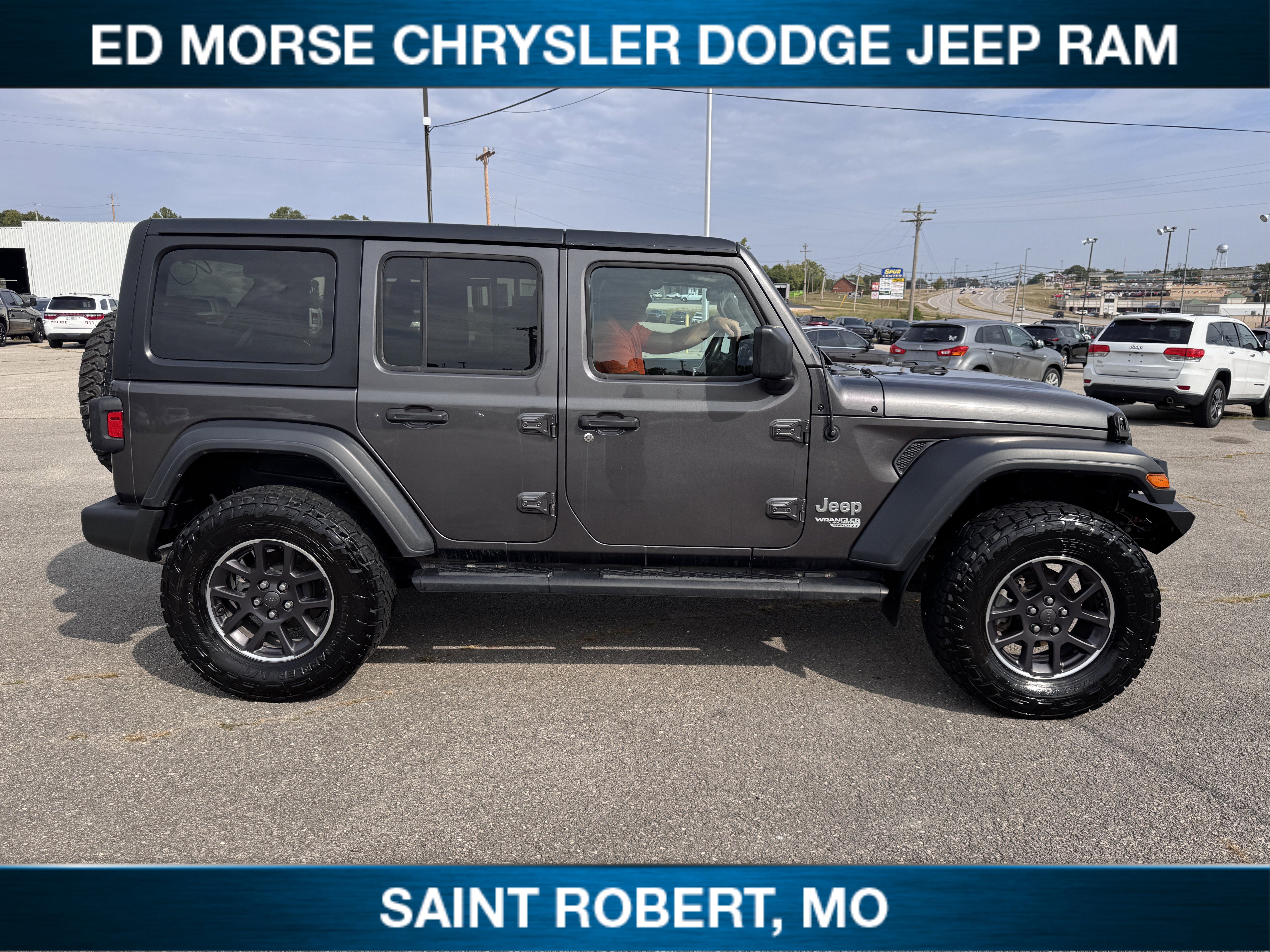 Used 2018 Jeep Wrangler Unlimited Sport S image 7