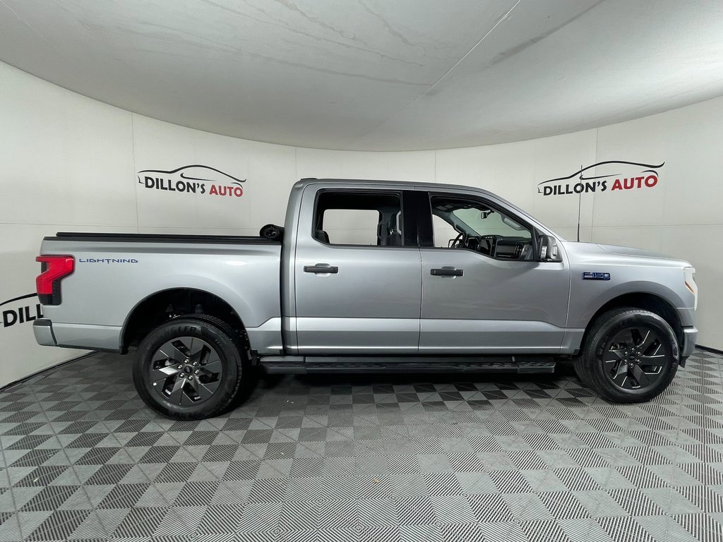 Used 2024 Ford F150 Lightning XLT image 8