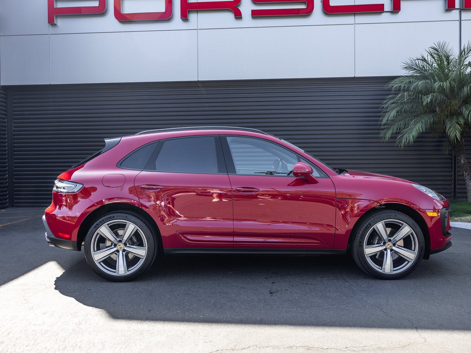 Certified 2026 Porsche Macan S AWD/4WD image 10