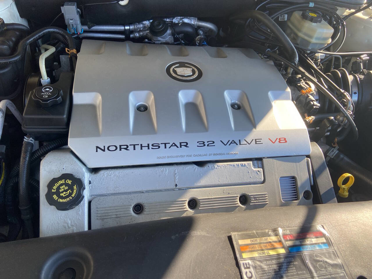 Used 2002 Cadillac De Ville w/ Comfort/Convenience Pkg image 12