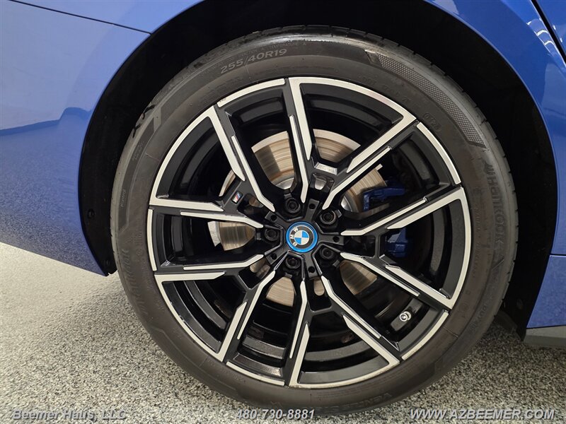 Used 2024 BMW i4 eDrive35 w/ M Sport Package RWD image 16