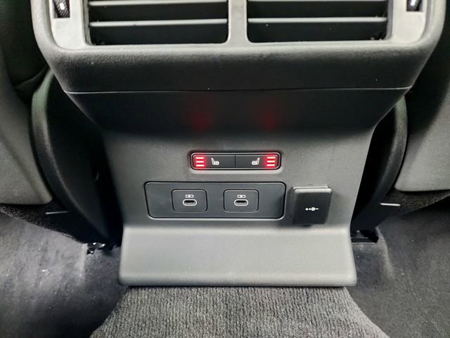 Used 2025 Land Rover Range Rover Velar Dynamic SE image 34