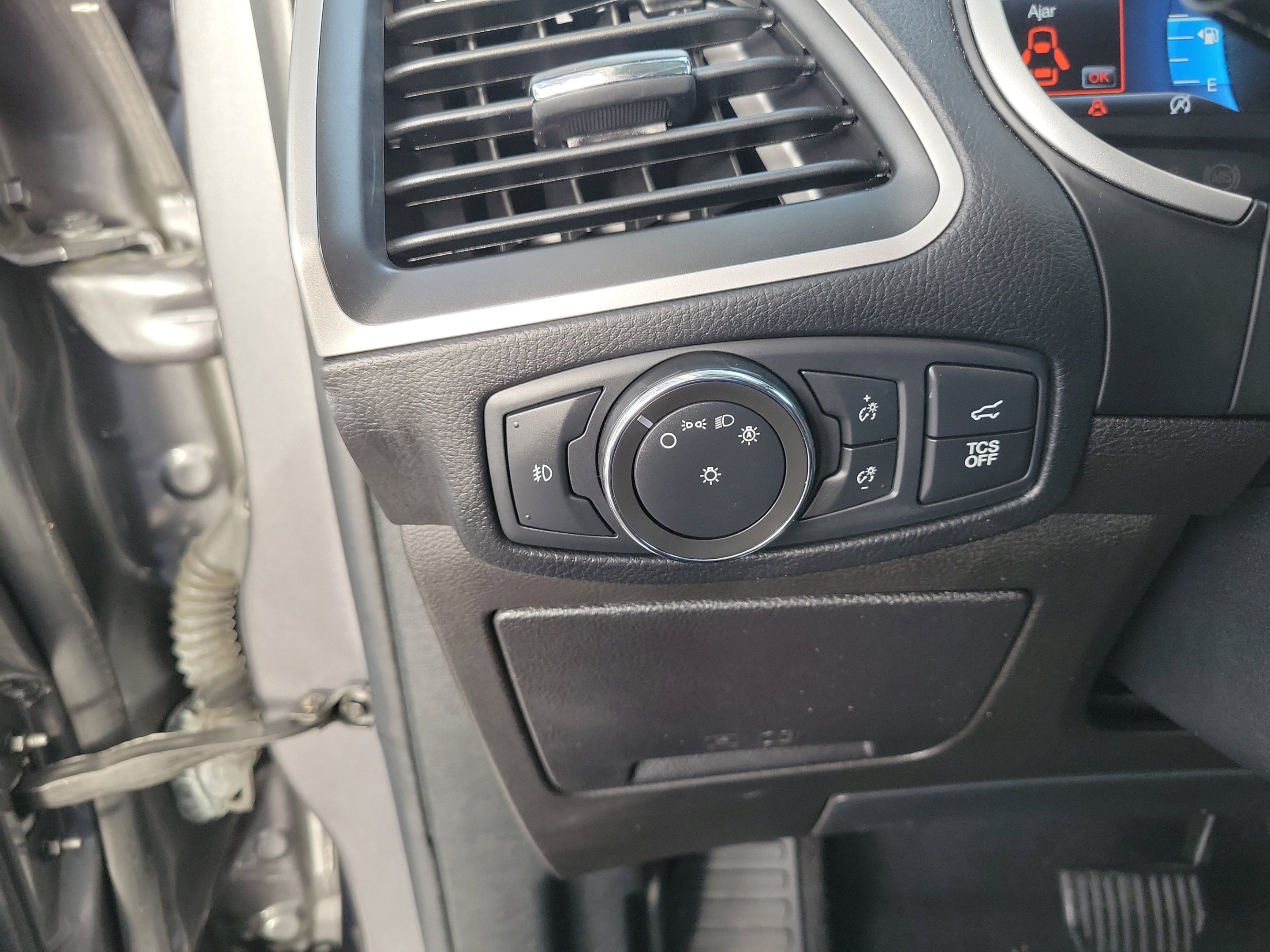 Used 2021 Ford Edge SEL w/ Convenience Package FWD image 27