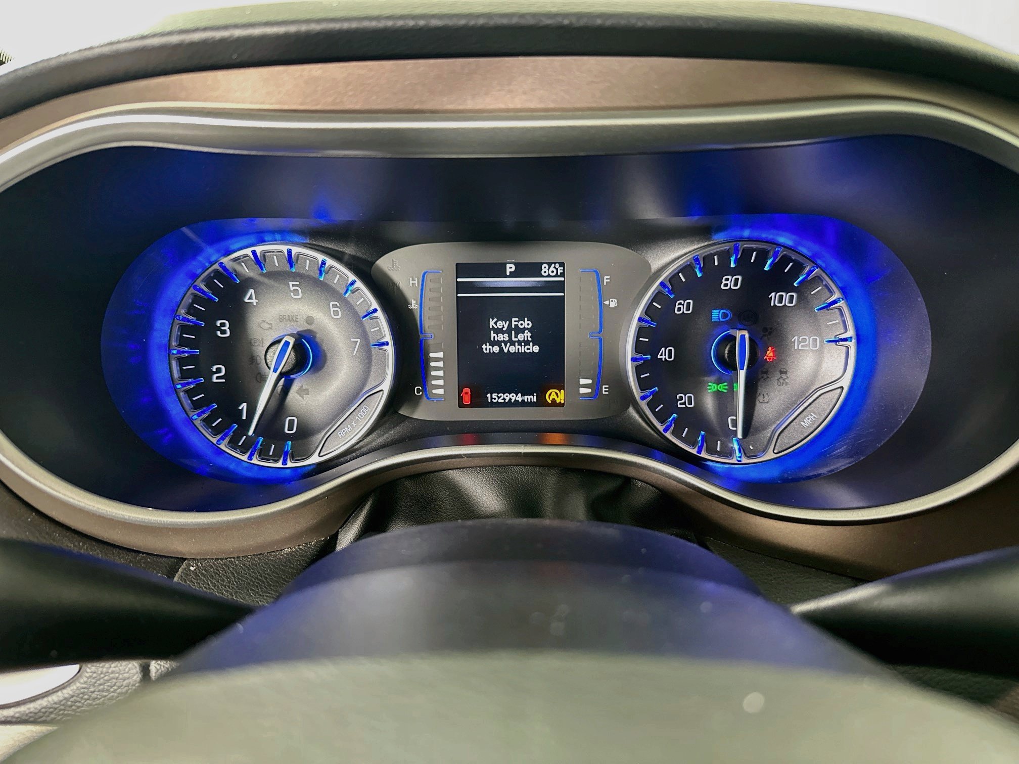 Used 2019 Chrysler Pacifica Touring-L FWD image 19