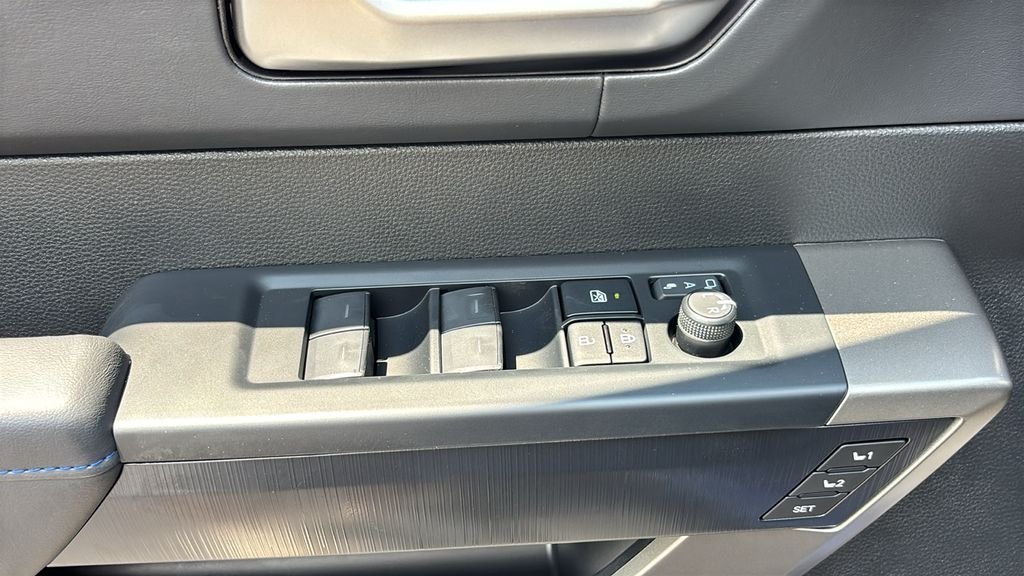 New 2026 Toyota Tundra Platinum AWD/4WD image 14