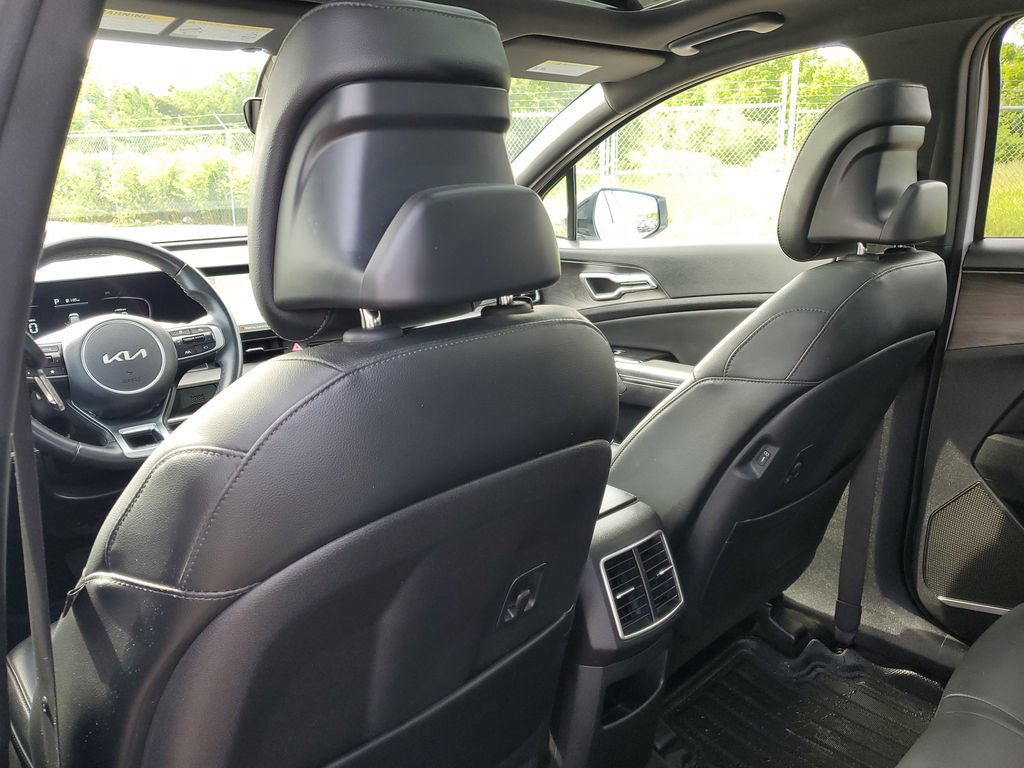 Used 2023 Kia Sportage X-Line w/ X-Line Premium Package AWD/4WD image 29