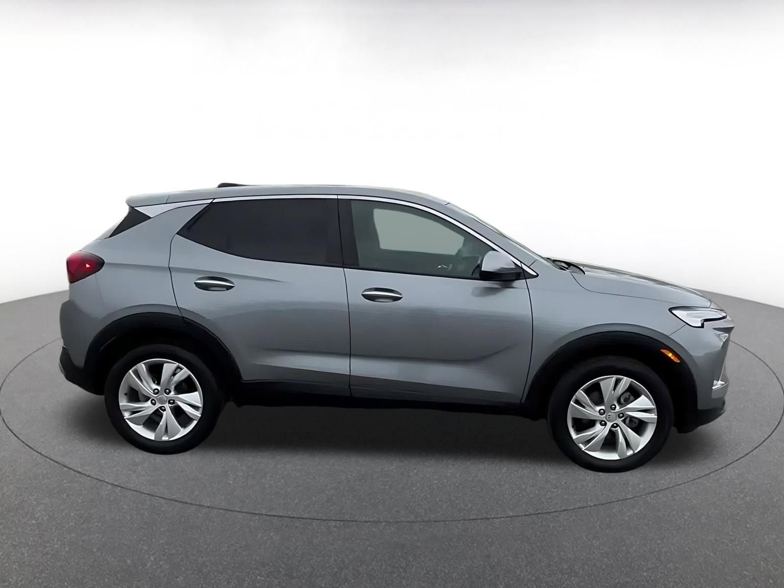 Used 2025 Buick Encore GX Preferred FWD image 16