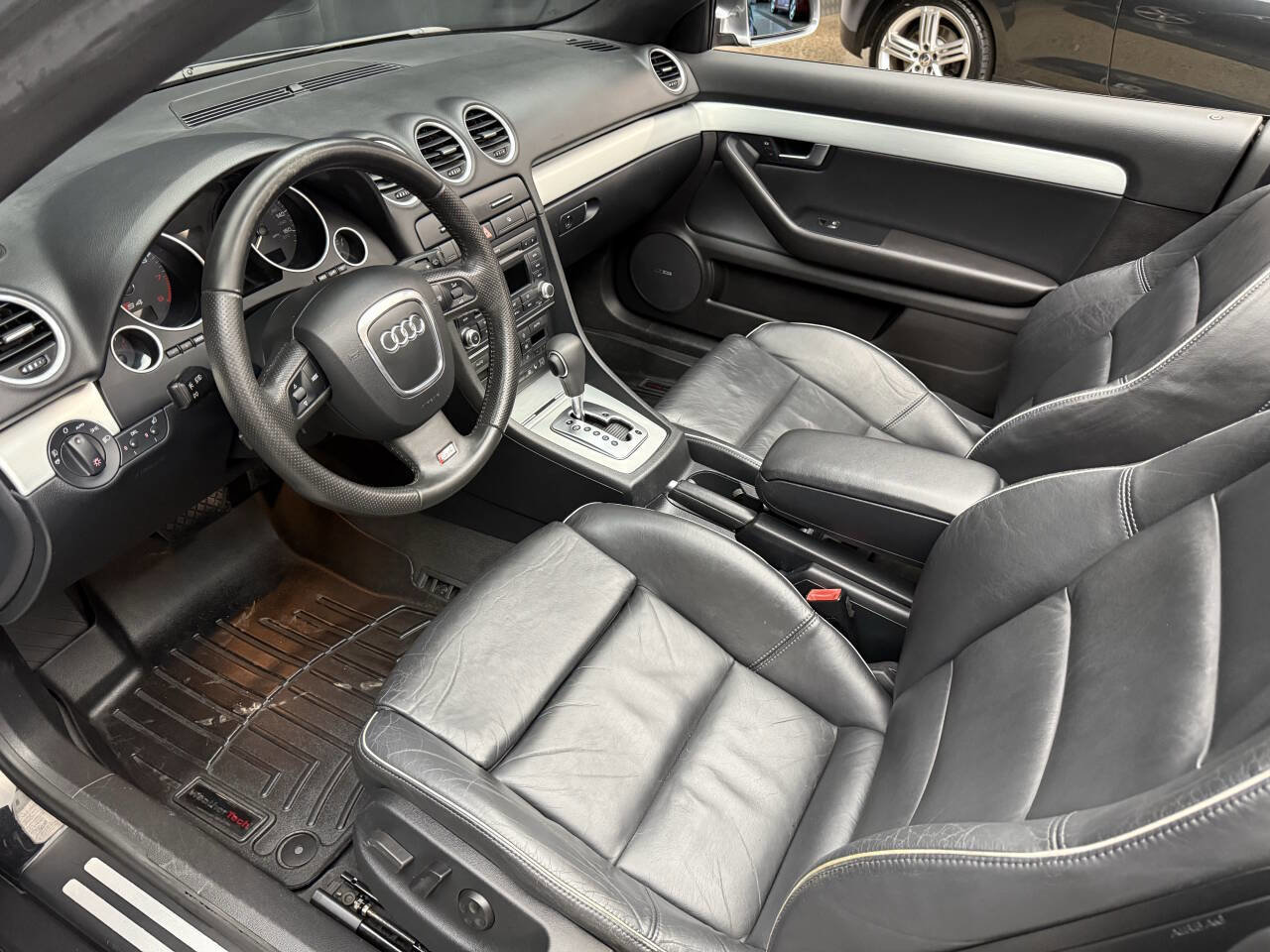 Used 2009 Audi S4 Cabriolet image 37
