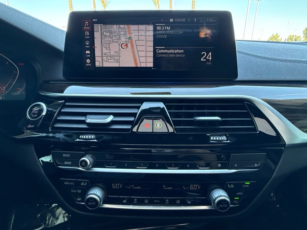 Used 2020 BMW 530i w/ M Sport Package RWD image 18