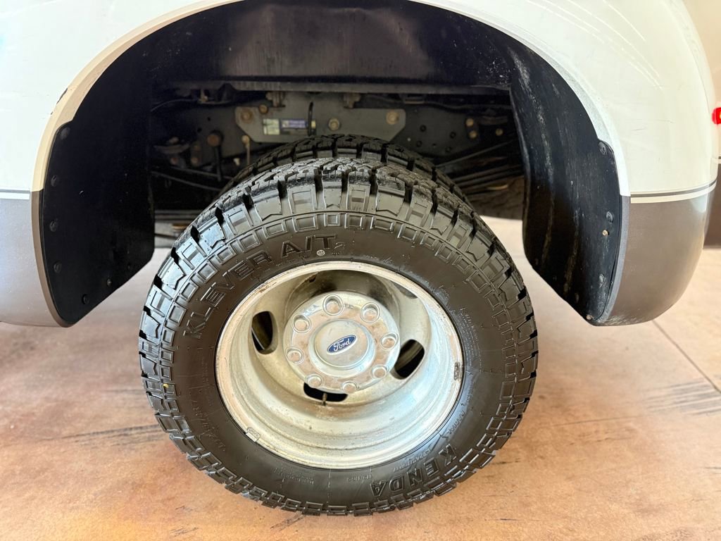 Used 2016 Ford F350 Lariat w/ Lariat Ultimate Package image 19