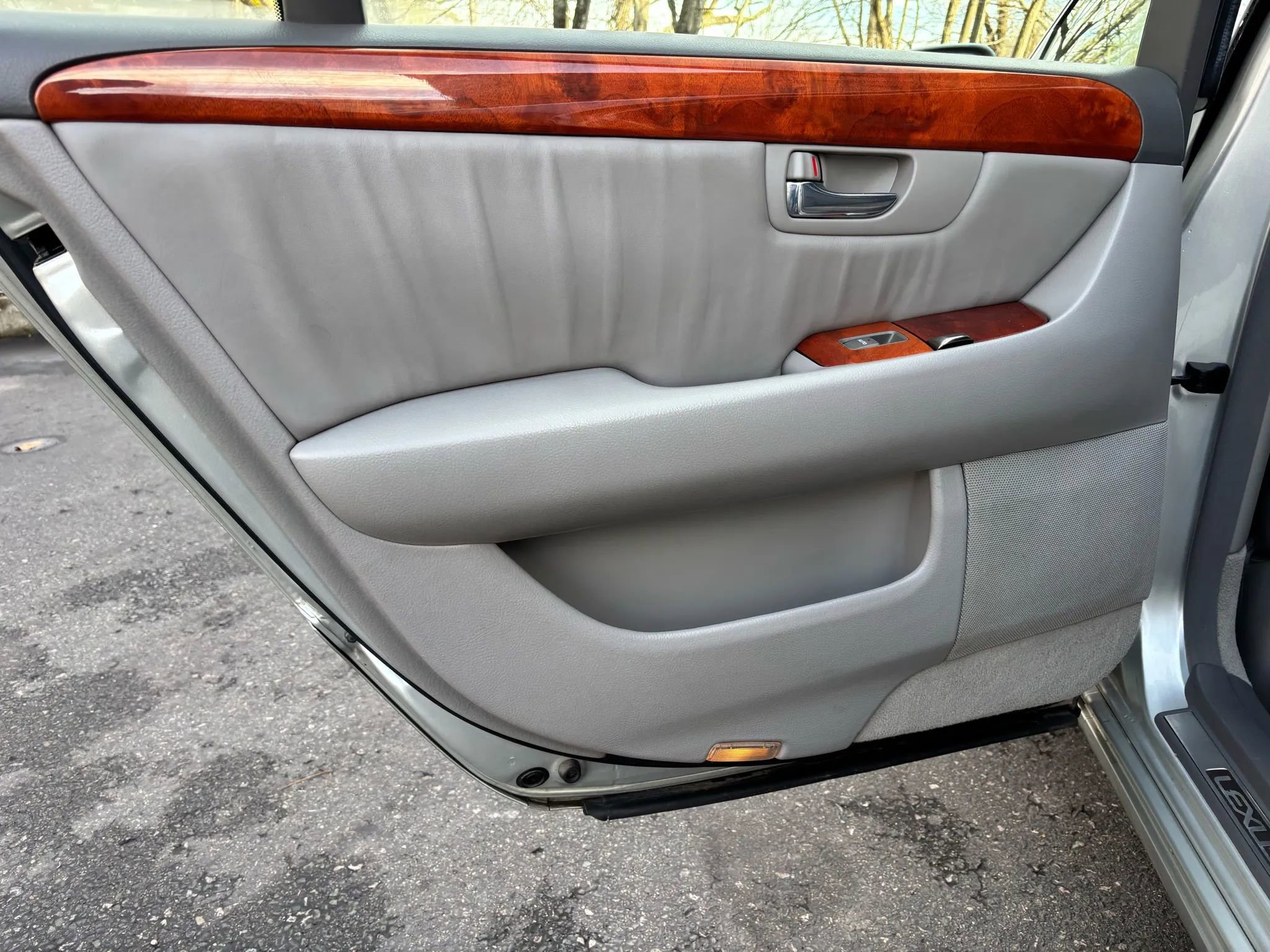 Used 2003 Lexus LS 430 image 15