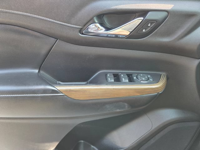 Used 2019 GMC Acadia SLE w/ LPO, Floor Liner Package FWD image 24