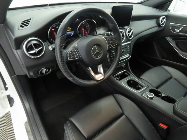 Used 2019 Mercedes-Benz CLA 250 image 9