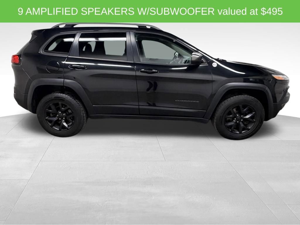 Used 2016 Jeep Cherokee Trailhawk w/ Comfort/Convenience Group AWD/4WD image 11