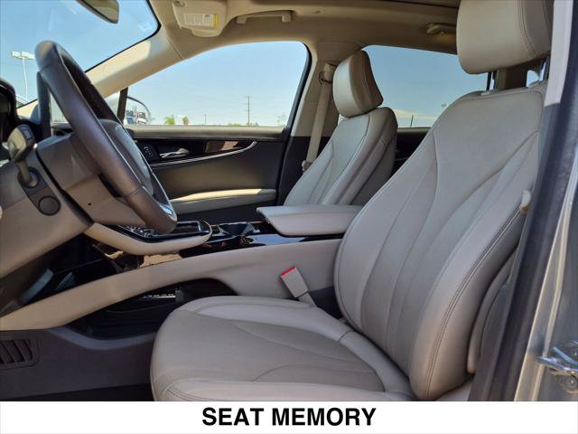Certified 2023 Lincoln Nautilus Reserve FWD image 21