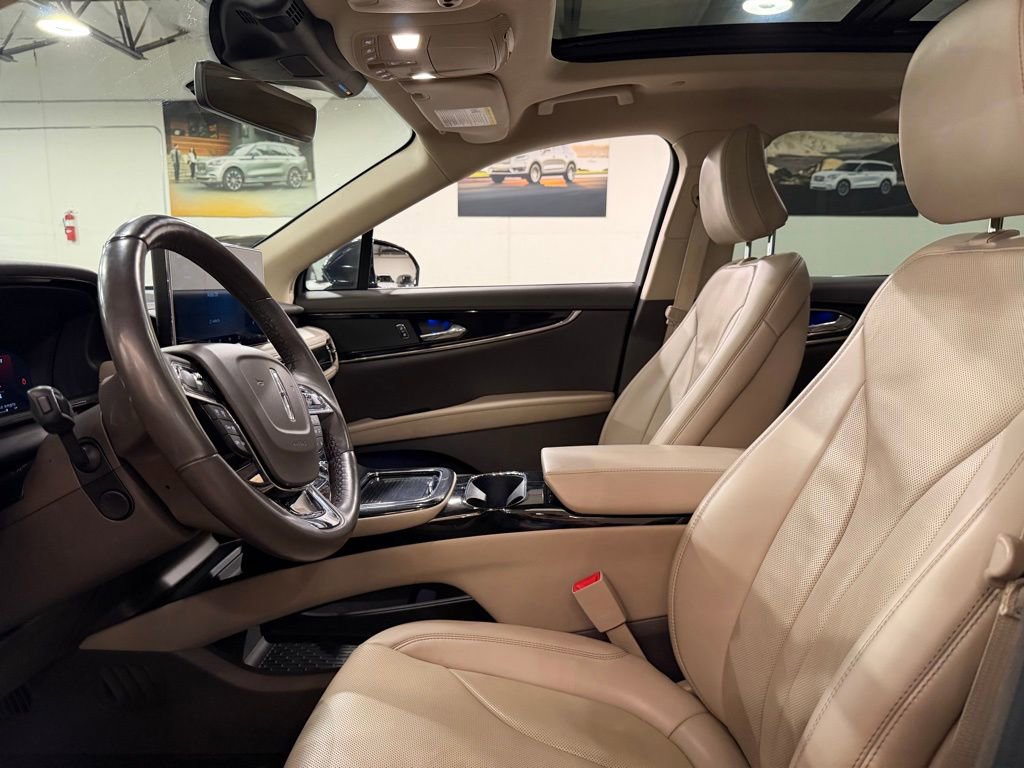 Used 2023 Lincoln Nautilus Reserve AWD/4WD image 21