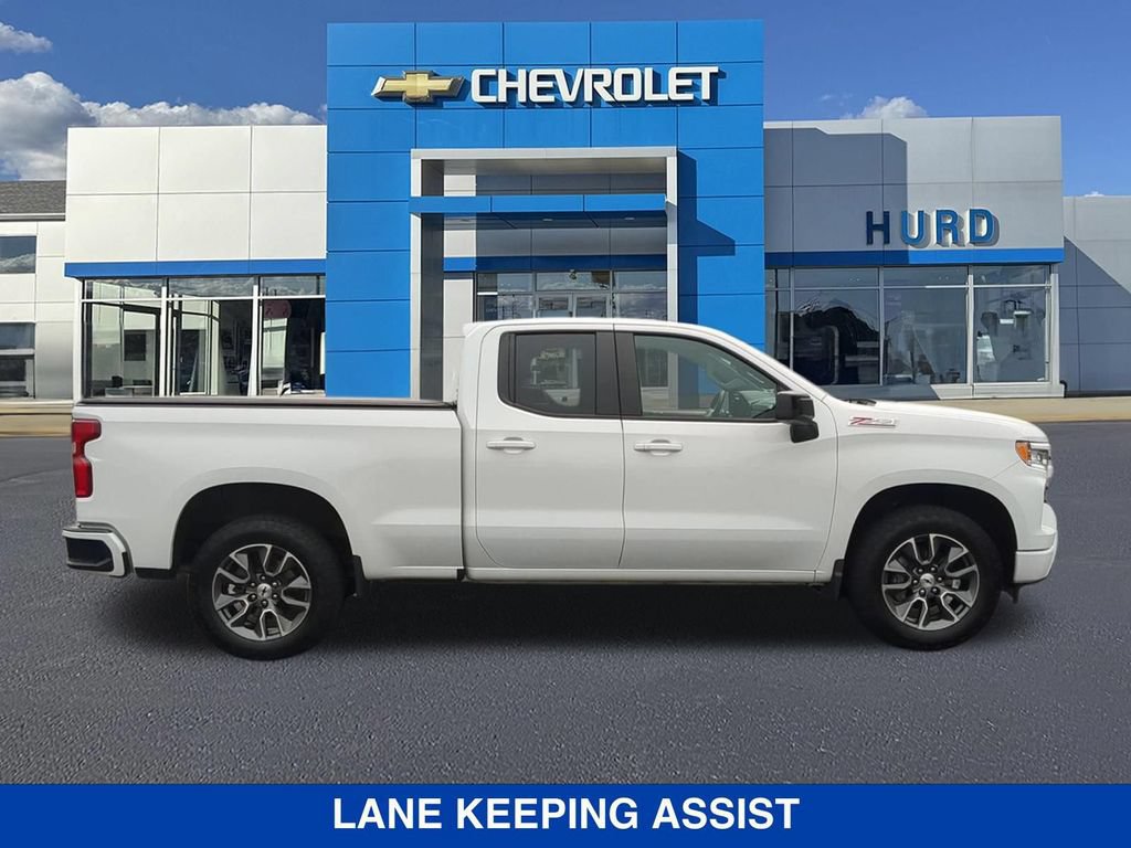 Used 2023 Chevrolet Silverado 1500 RST AWD/4WD image 3