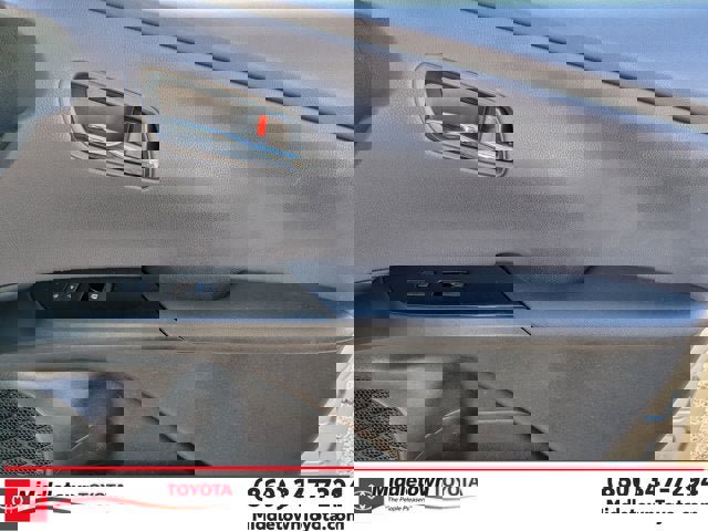 Used 2017 Toyota Prius Prime Premium image 36