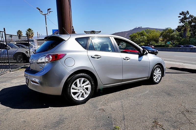 Used 2012 MAZDA MAZDA3 i Touring image 9
