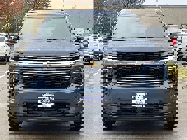 Used 2024 Chevrolet Traverse LT image 7