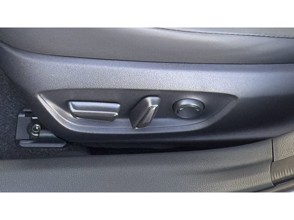 New 2026 Toyota Prius Plug-In Hybrid image 30