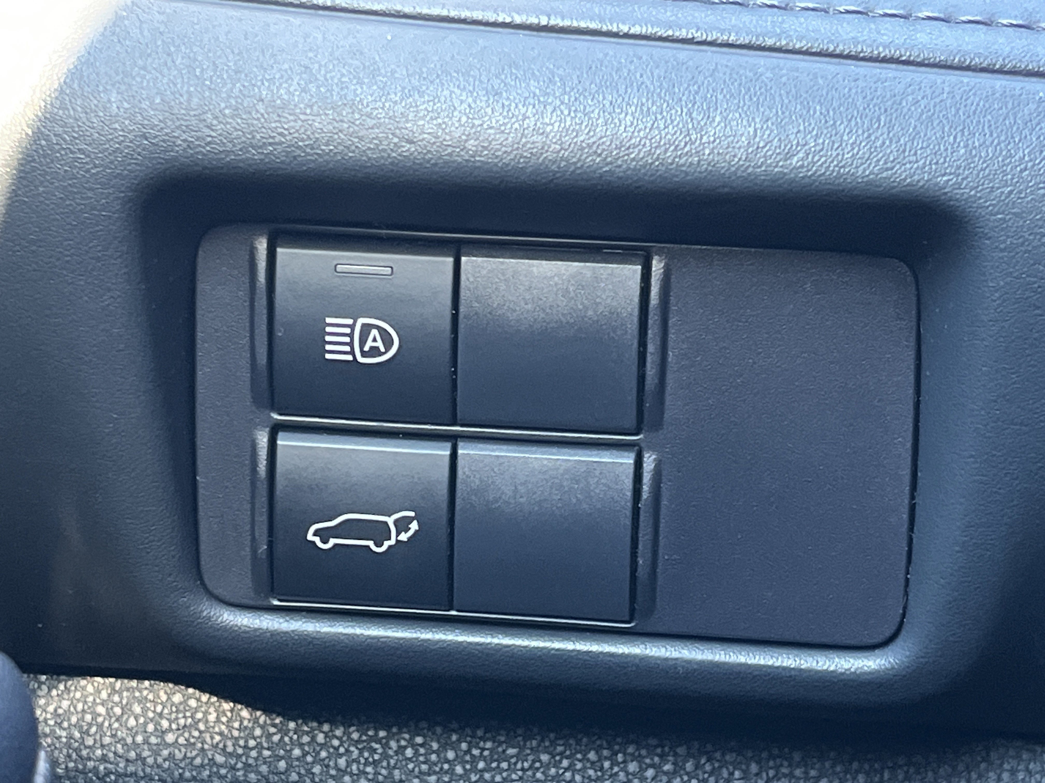 Used 2022 Toyota Highlander LE image 13