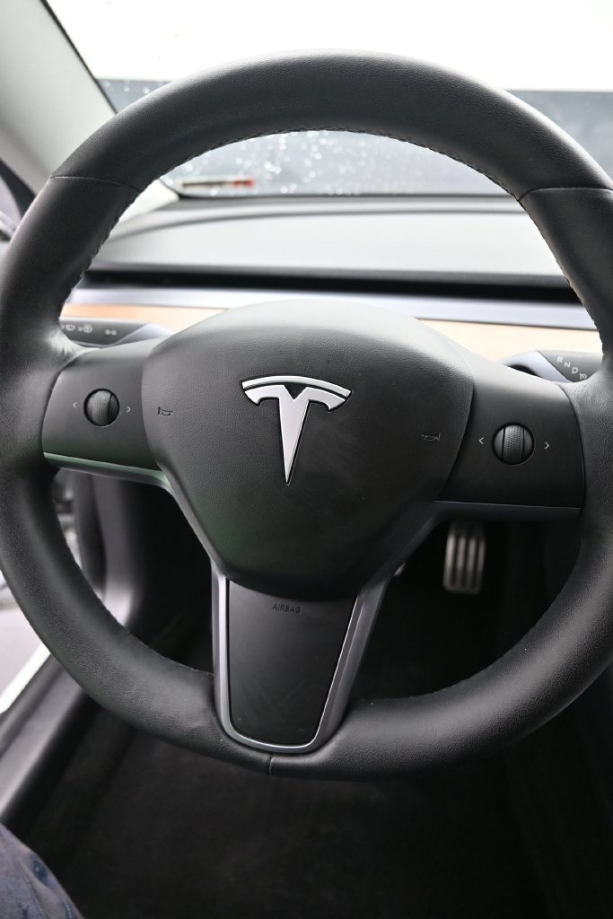 Used 2019 Tesla Model 3 Long Range AWD/4WD image 15