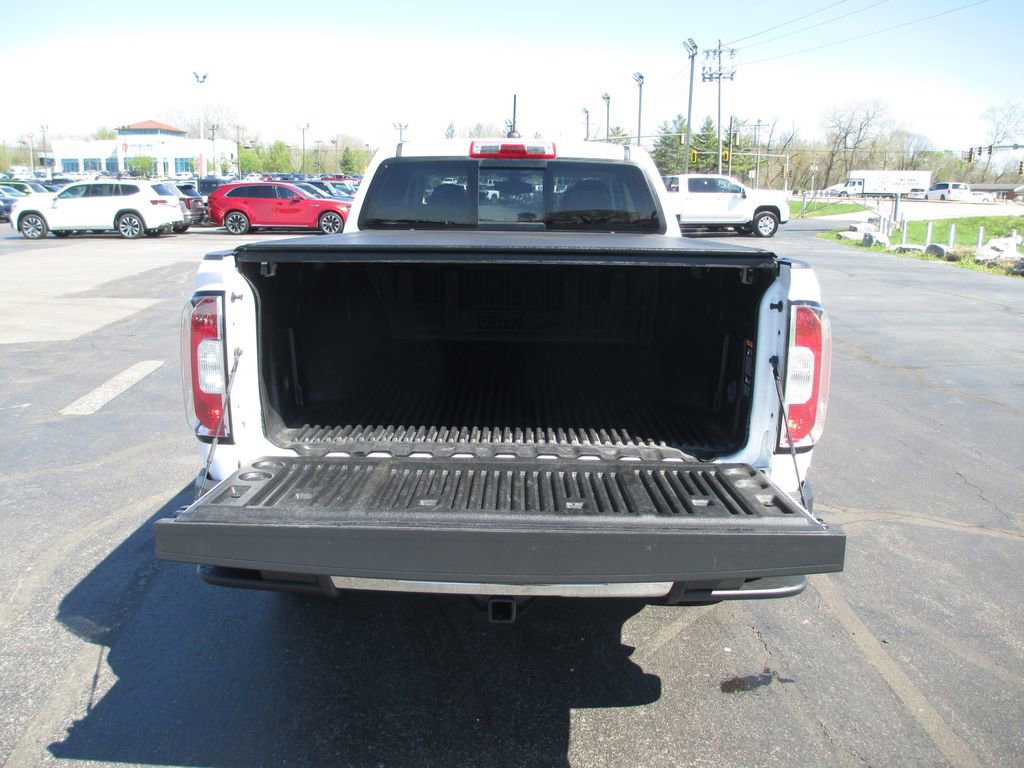 Used 2020 GMC Canyon SLE w/ Elevation Edition image 10