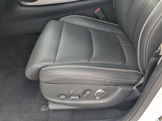Certified 2024 Genesis Electrified GV70 AWD/4WD image 19