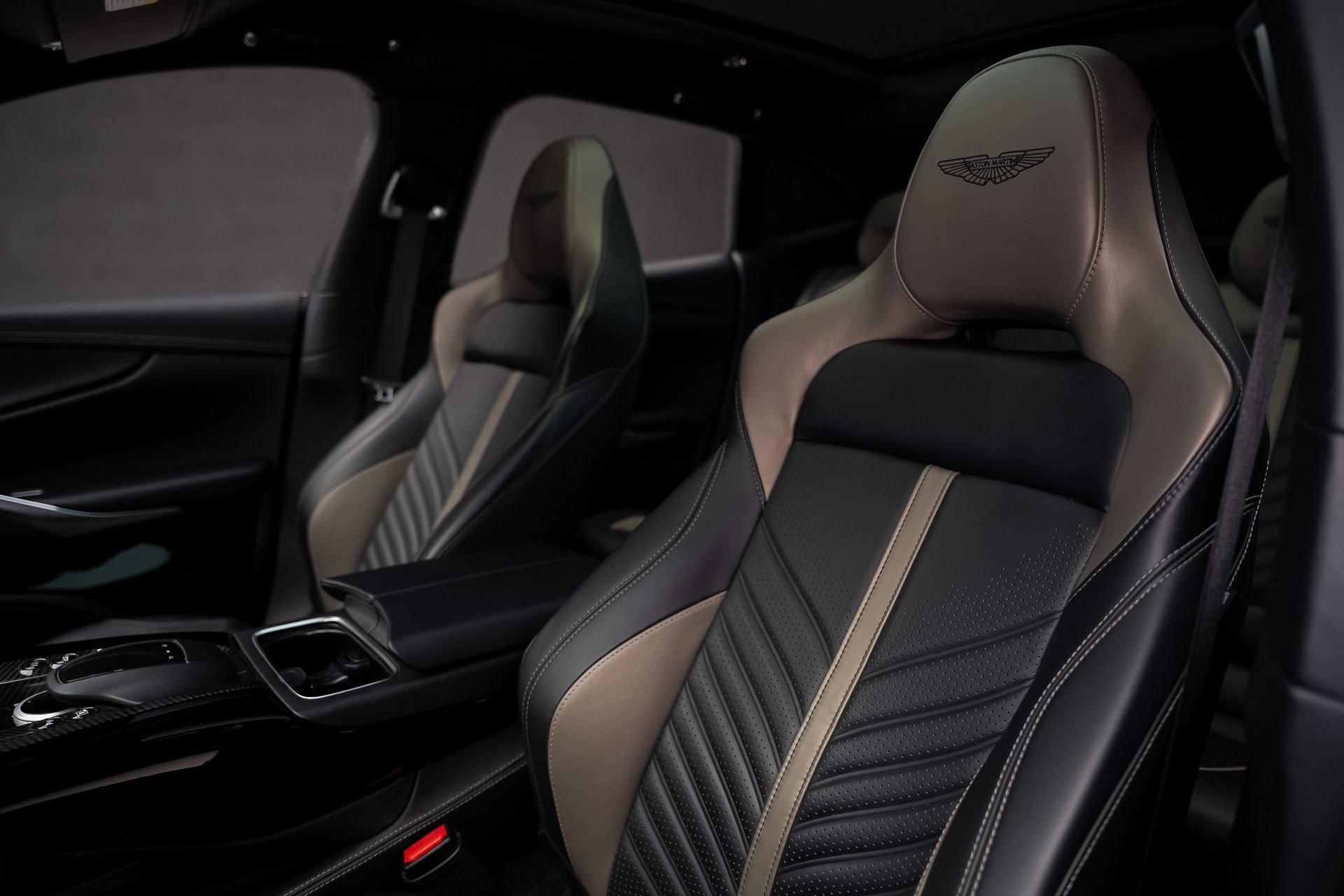 Used 2023 Aston Martin DBX 707 AWD/4WD image 60