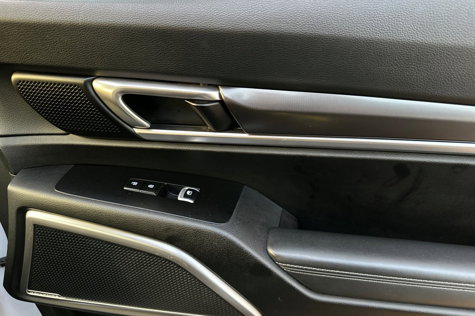 Used 2024 Kia Telluride LX image 24