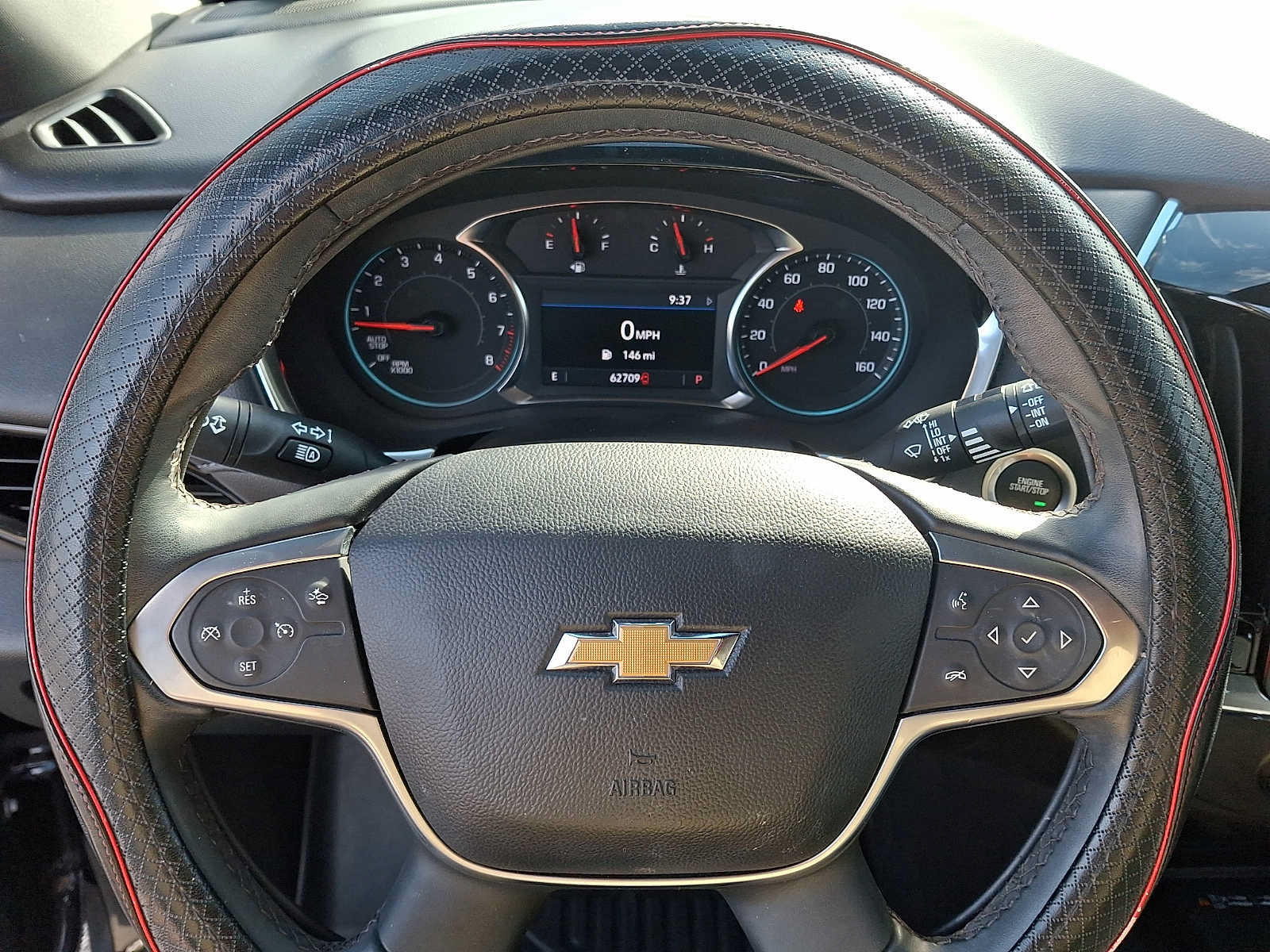 Used 2023 Chevrolet Traverse LT AWD/4WD image 19