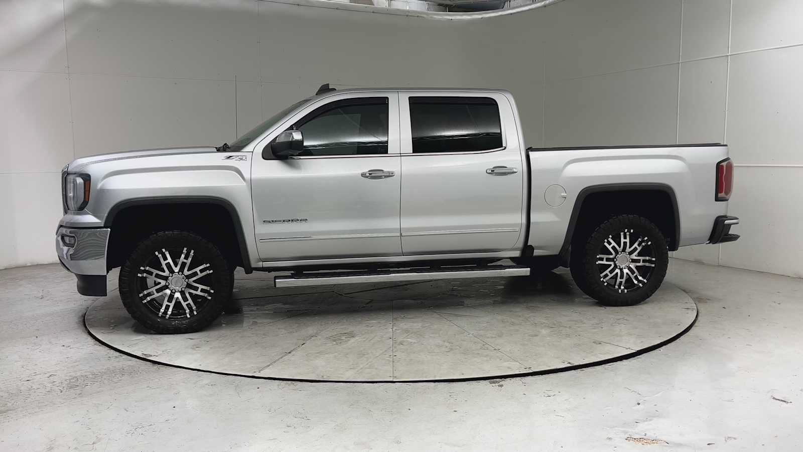 Used 2016 GMC Sierra 1500 SLT w/ SLT Premium Package AWD/4WD image 5