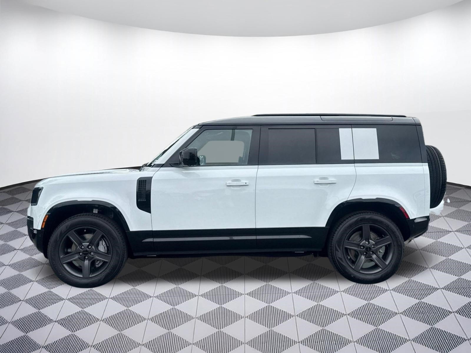 New 2026 Land Rover Defender 110 X-Dynamic SE AWD/4WD image 2