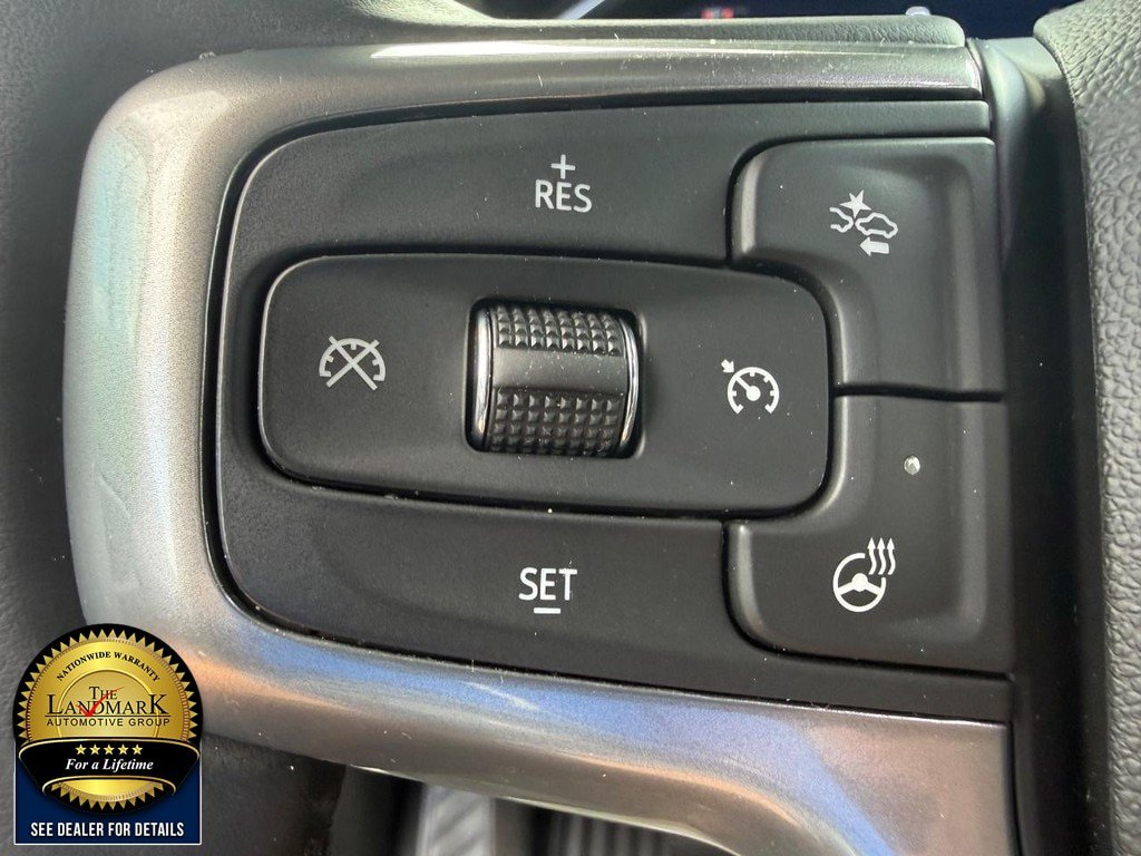 Used 2025 Chevrolet Silverado 1500 LT AWD/4WD image 10