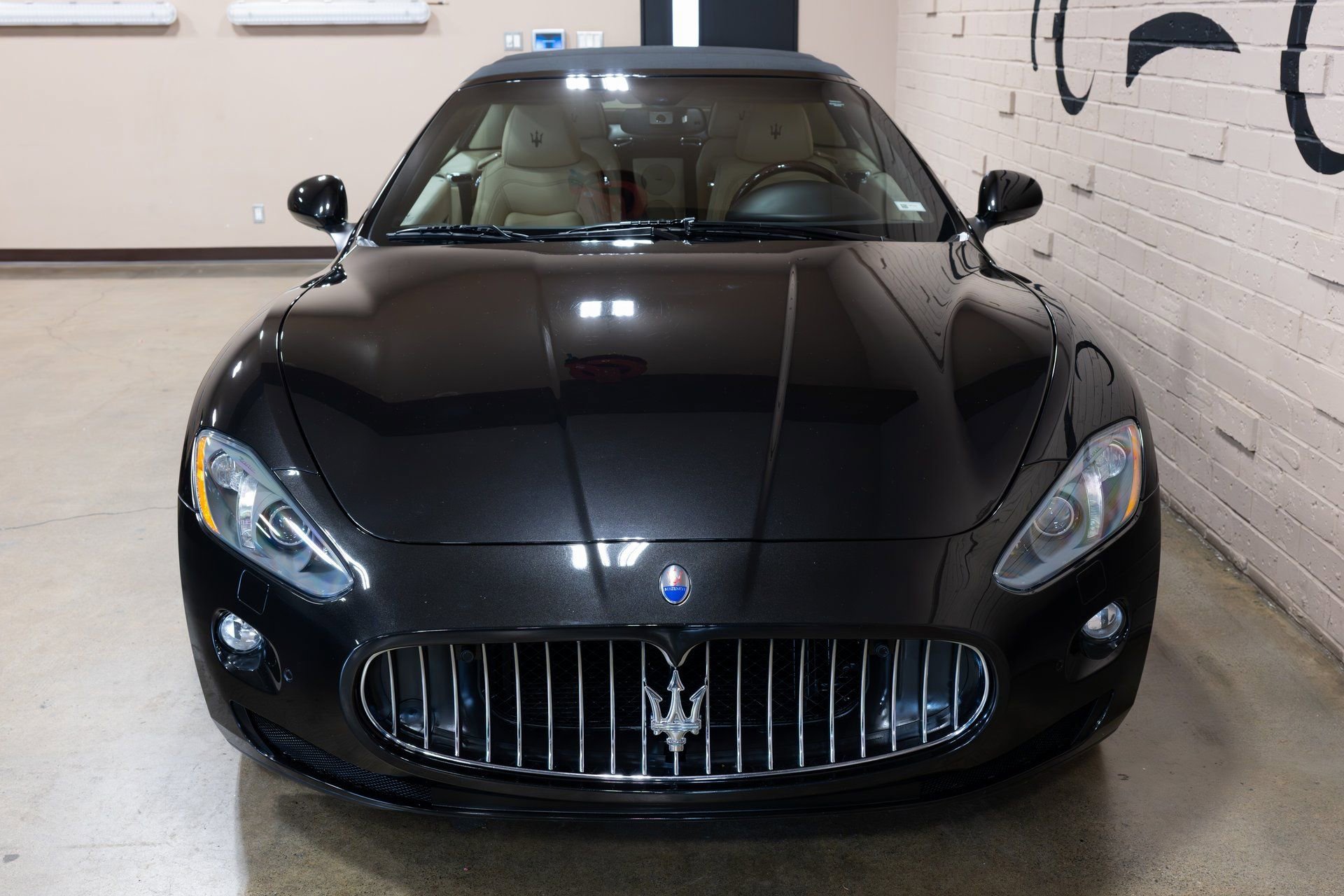 Used 2014 Maserati GranTurismo Convertible image 18