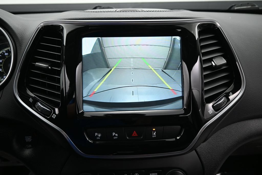 Used 2021 Jeep Cherokee Limited AWD/4WD image 19