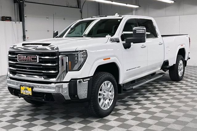 Used 2024 GMC Sierra 3500 SLT w/ SLT Premium Package AWD/4WD image 12