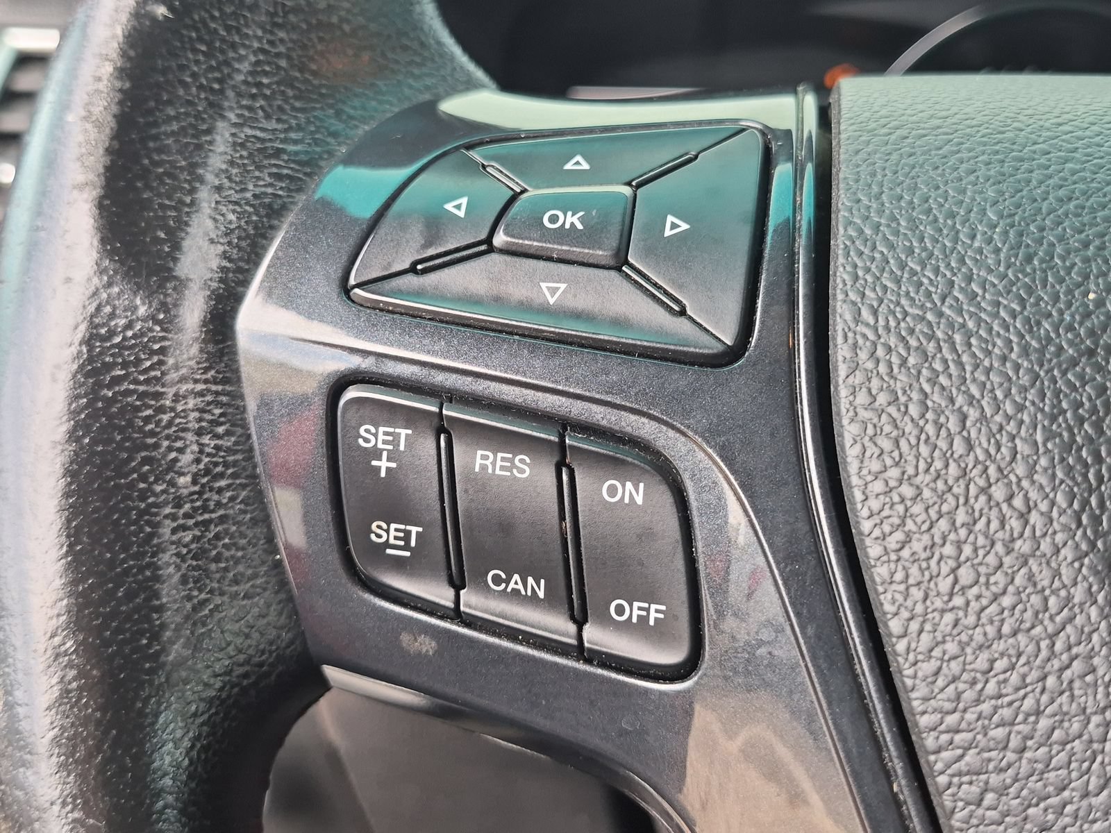 Used 2016 Ford Explorer Sport AWD/4WD image 25