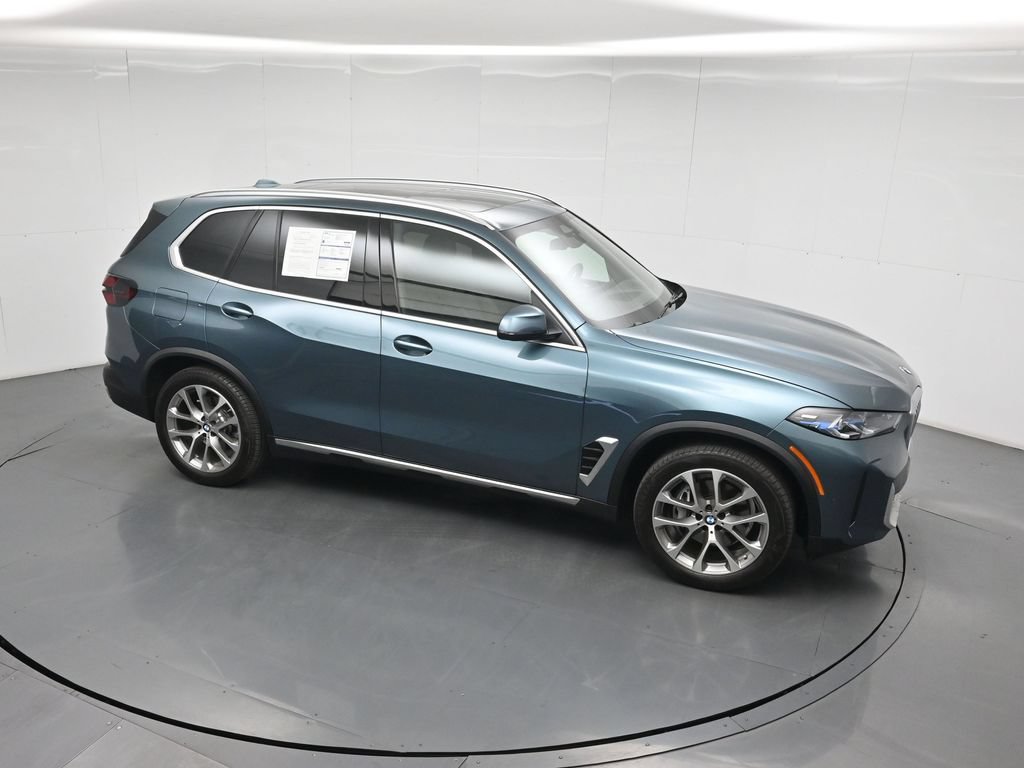 Used 2024 BMW X5 sDrive40i w/ Premium Package RWD image 39